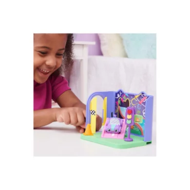 Gabby's Dollhouse, Stanza dei Giochi Purr-ific con la macchinina Giocattolo Carlita