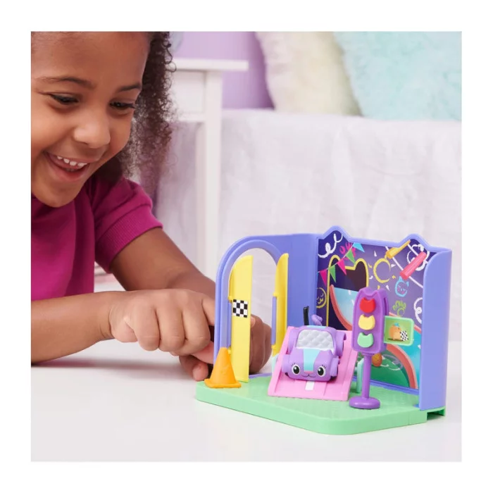 Gabby's Dollhouse, Stanza dei Giochi Purr-ific con la macchinina Giocattolo Carlita