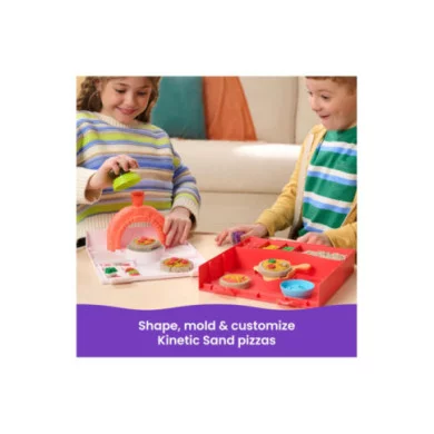 Kinetic Sand – Set Squish Pizza con 452g di Sabbia Colorata e 5 Attrezzi da Cucina, Gioco Creativo Età 5+