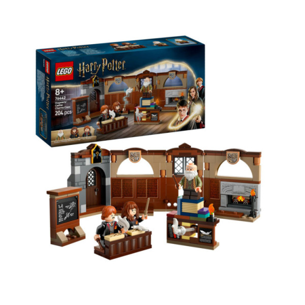 LEGO Harry Potter Castello di Hogwarts: Lezione di Incantesimi con 3 Minifigure e Funzione di levitazione, Giochi Bambini 8+