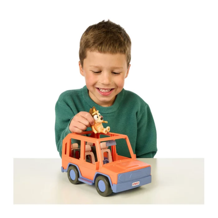 Bluey Heeler Family Road Trip – Auto 4x4 con Personaggio Chilli Incluso, Veicolo Giocattolo per Bambini 3+ Anni