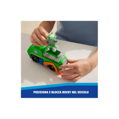 Paw Patrol Camion della Raccolta Rifiuti di Rocky con Veicolo e Personaggio 3+ Anni, Gioco Immaginazione Bambini