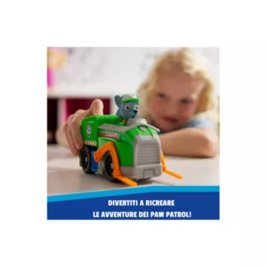 Paw Patrol Camion della Raccolta Rifiuti di Rocky con Veicolo e Personaggio 3+ Anni, Gioco Immaginazione Bambini