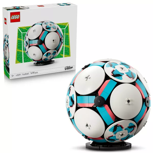 LEGO Editions 43019 Pallone da Calcio Giocattolo, Kit di Modellismo 3D con Mini-Stadio, Regalo per Bambini 10+ e per Adulti