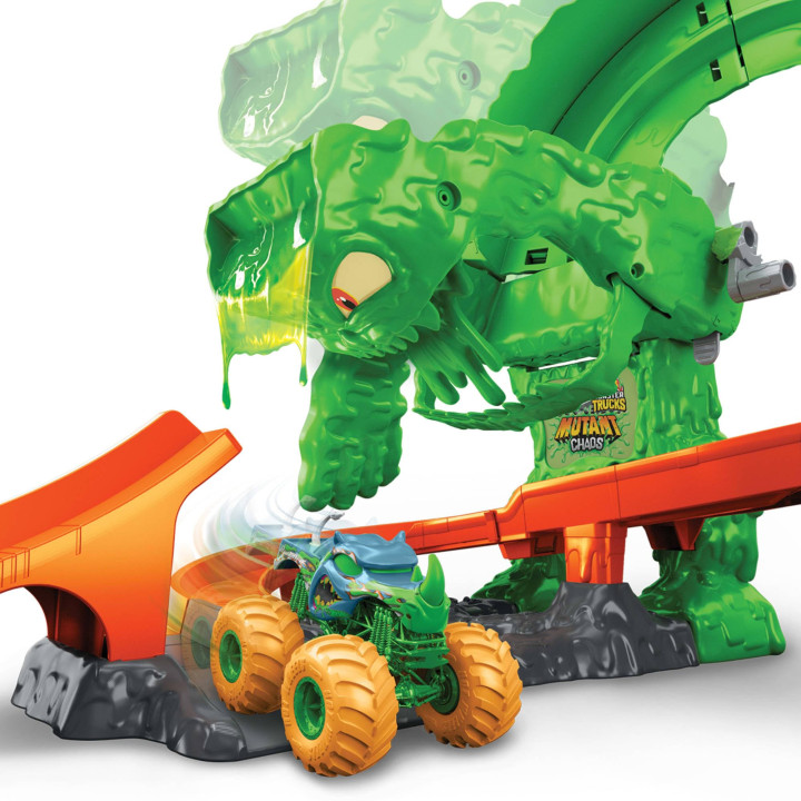 Hot Wheels Monster Trucks Mutant Monster Takedown Playset con Slime, Gioco Educativo per Bambini 4+ Anni